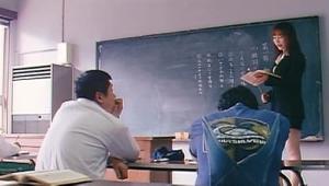 高校性教師 全裸の課外授業 (2003)