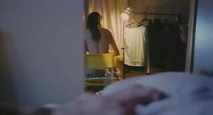 人妻の秘密 覗き覗かれ (2004)