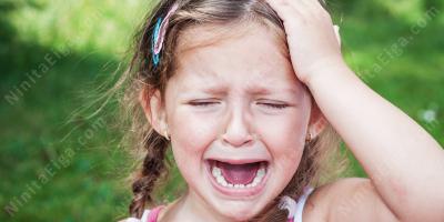 泣いている女の子映画
