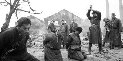 戦争残虐行為映画