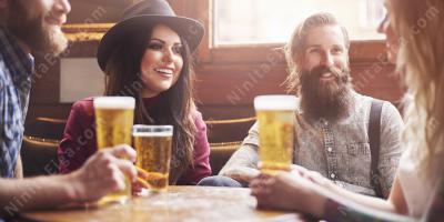 ビールを飲む映画